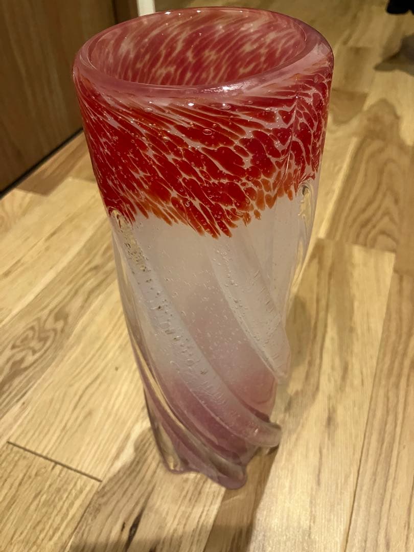 ガラスアートの花瓶
