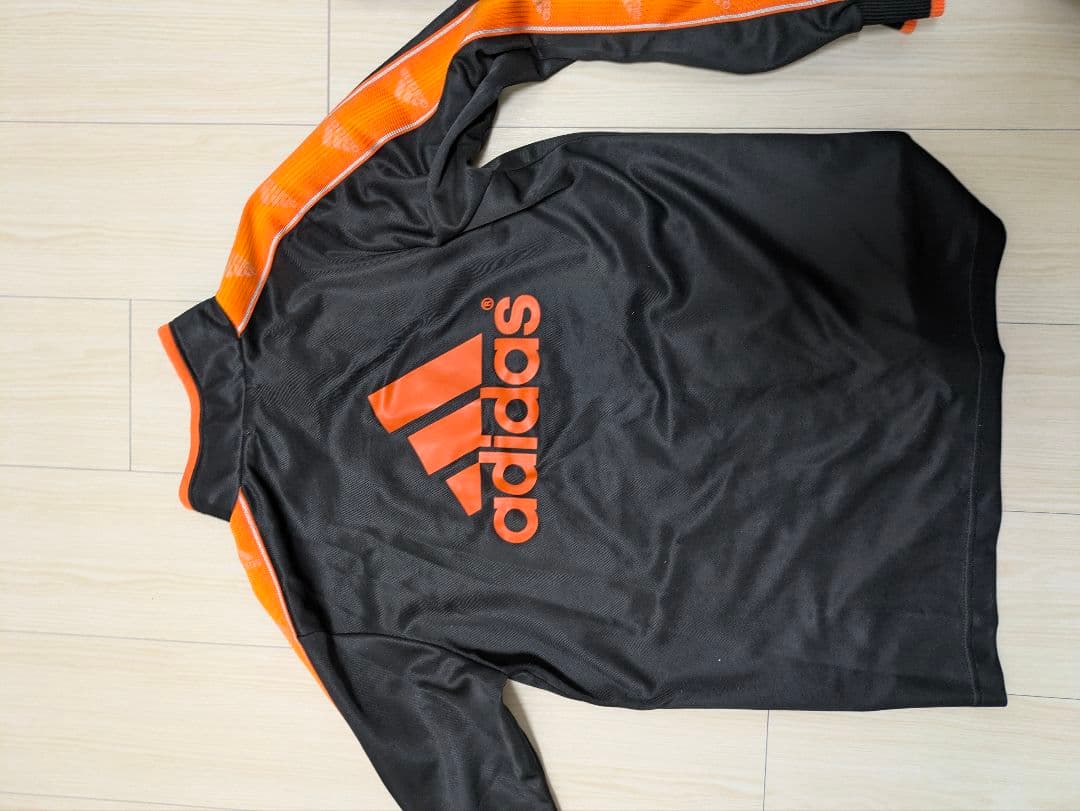 adidas ジャージ上下セット 黒/オレンジ