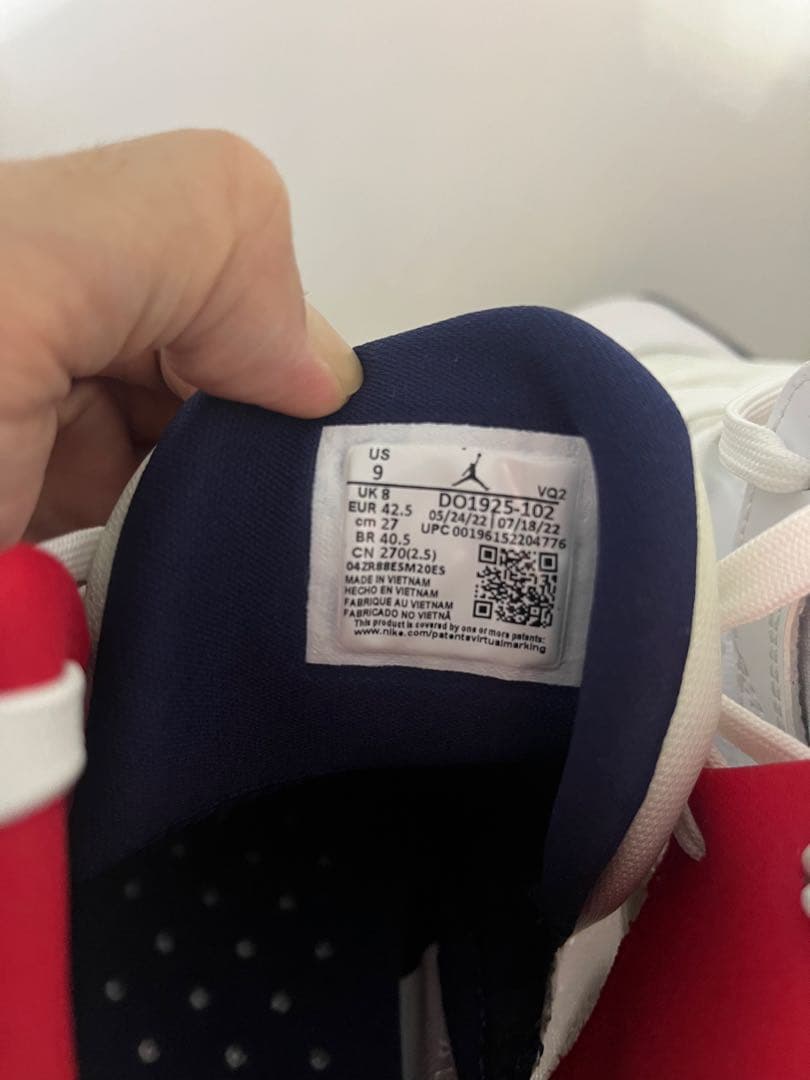 Jordan D01925-102 シューズ US 9