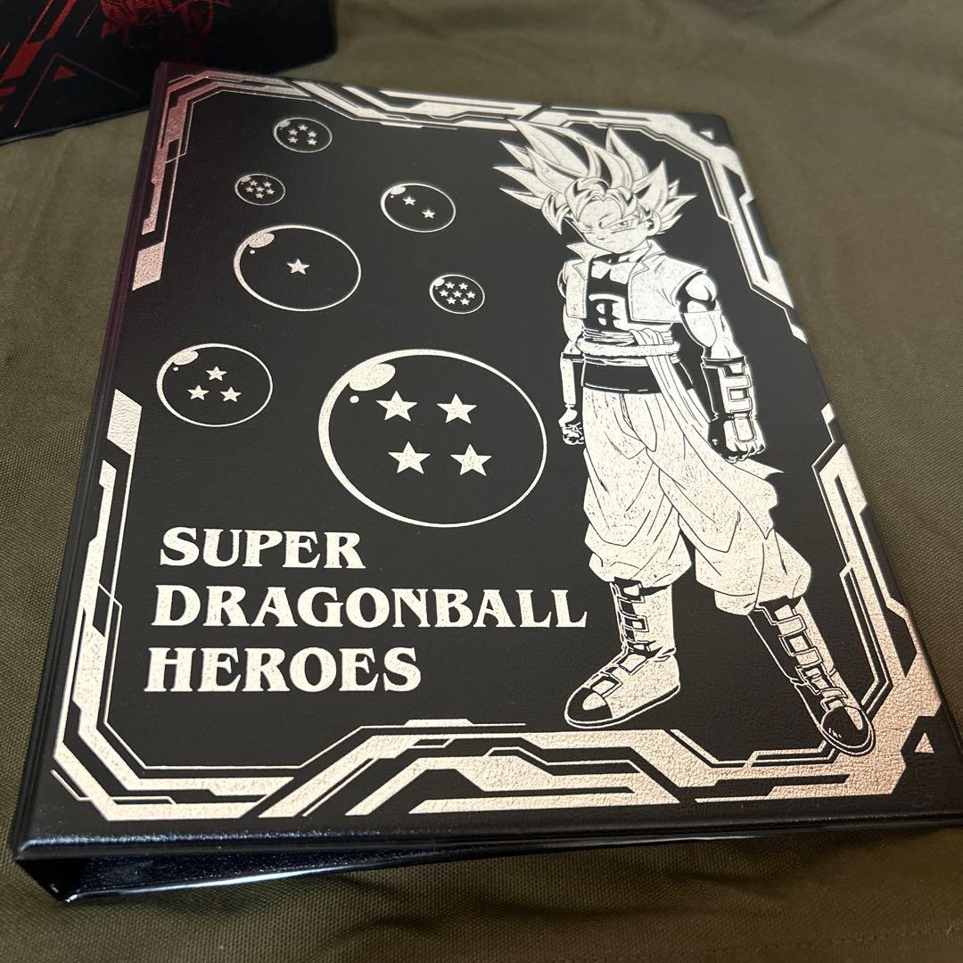 ドラゴンボールヒーローズ⭕️プレミアムバンダイ⭕️バインダー３セット