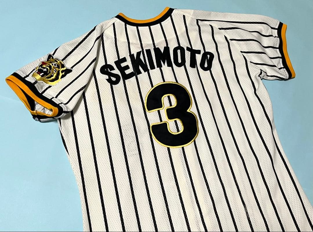 阪神タイガース　関本賢太郎選手ユニフォーム　1979-1981復刻モデル