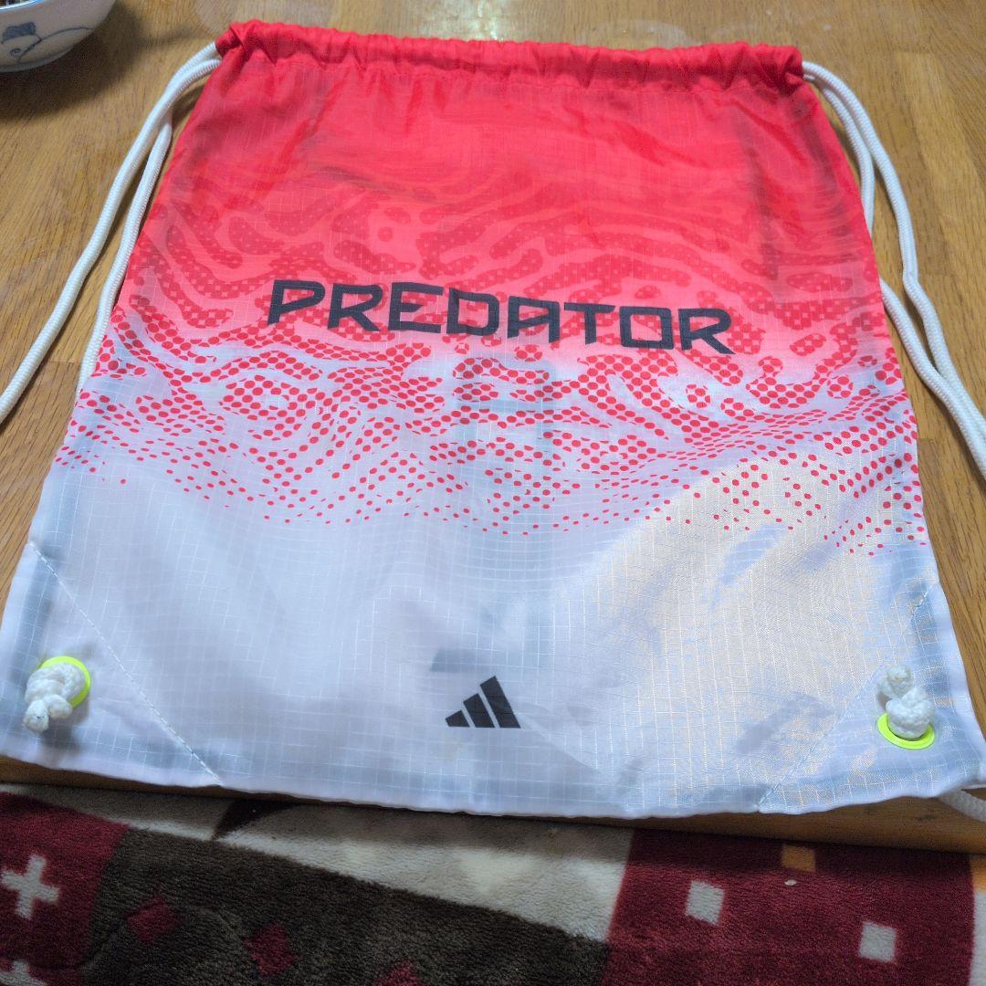 adidasサッカースパイクプレデター 26センチ