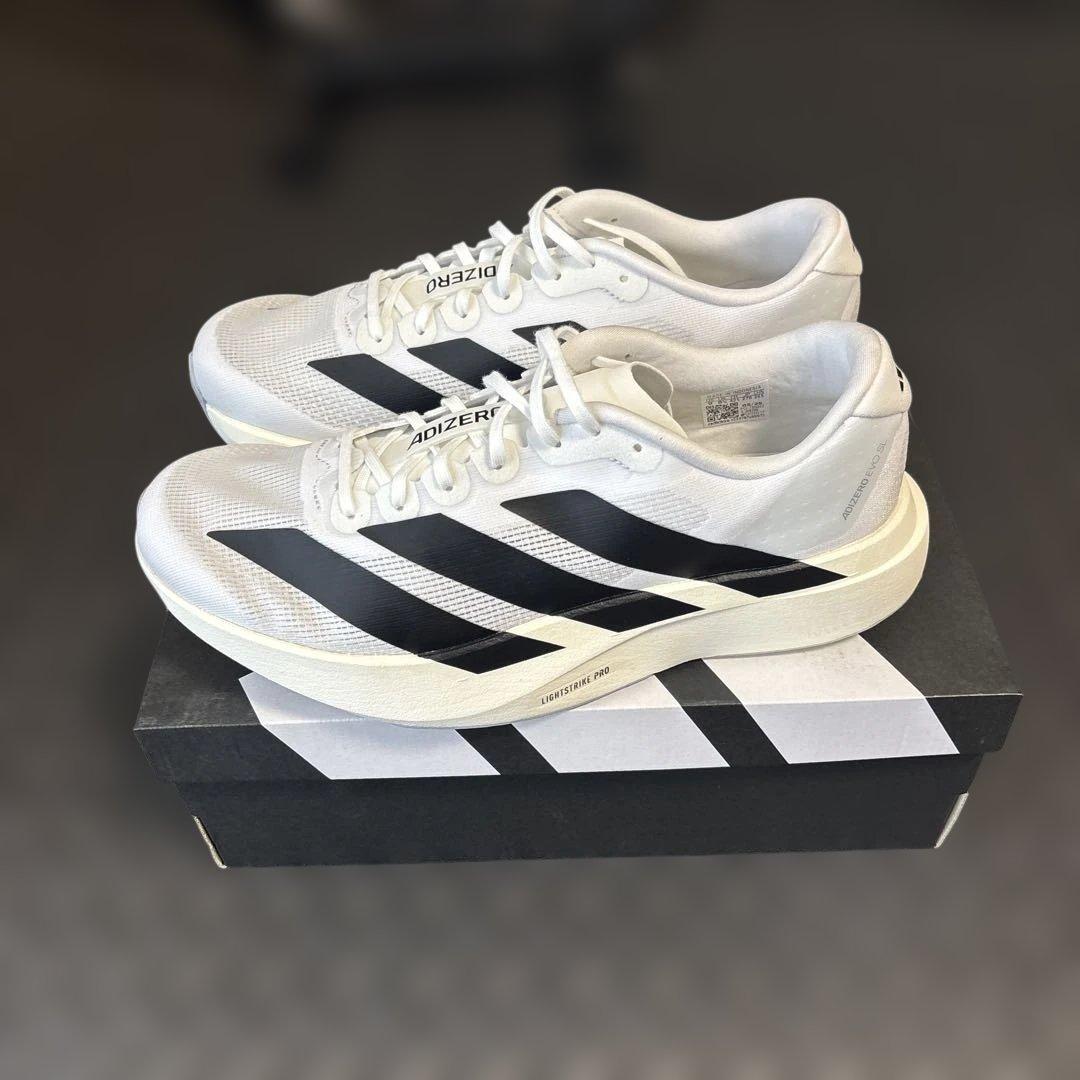 adidas EVO SL 27cm ランニングシューズ ホワイト/ブラック