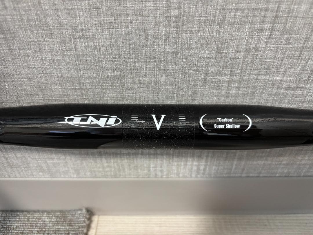 TNI Carbon super shallow ハンドルバー C-C400mm