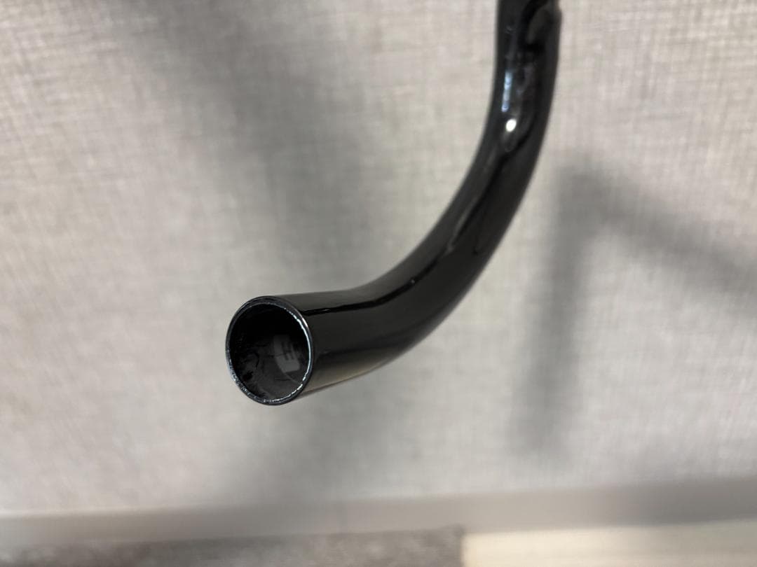 TNI Carbon super shallow ハンドルバー C-C400mm