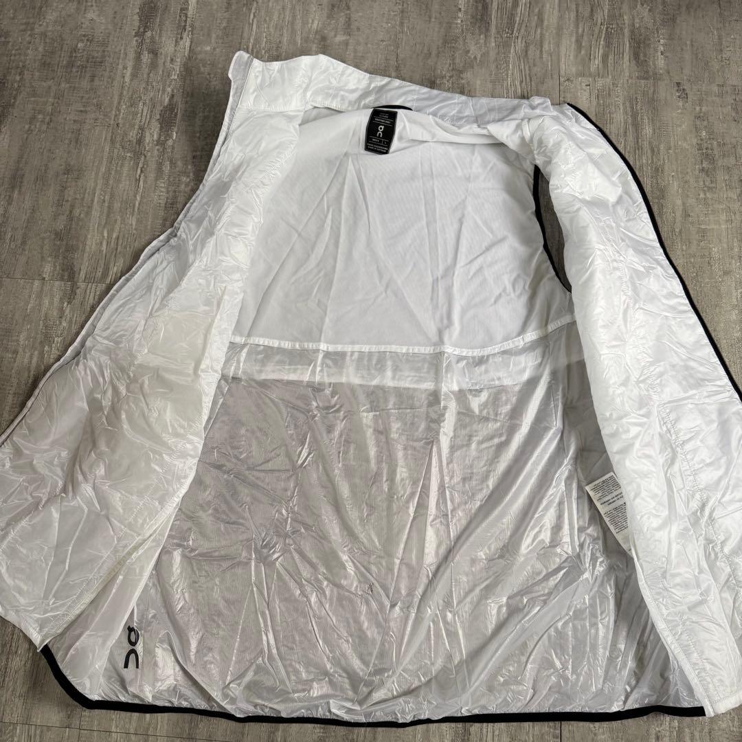 On Weather Vest オン ウェザーベスト
