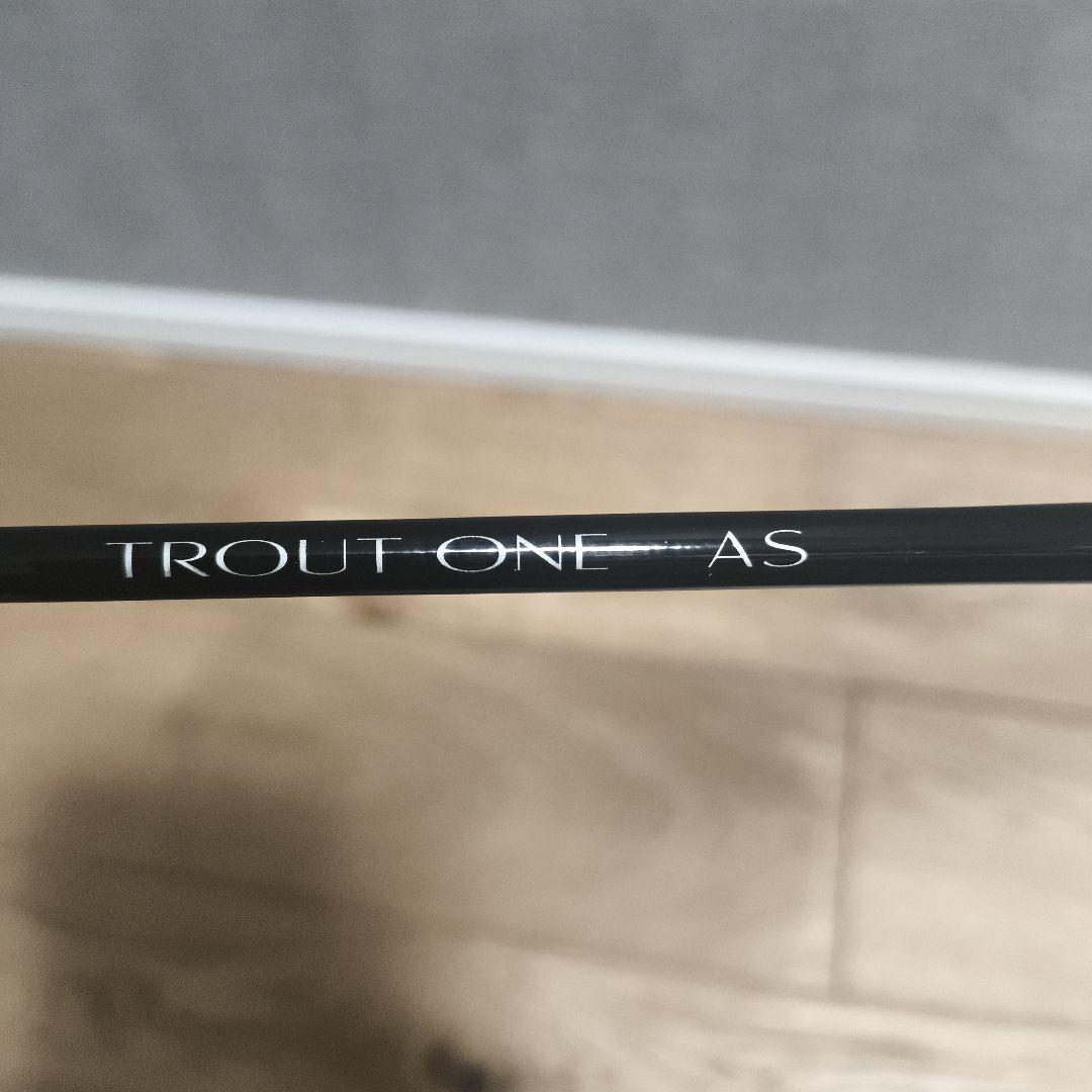 トラウトワンAS　S60XUL-F　TROUTONEAS 美品