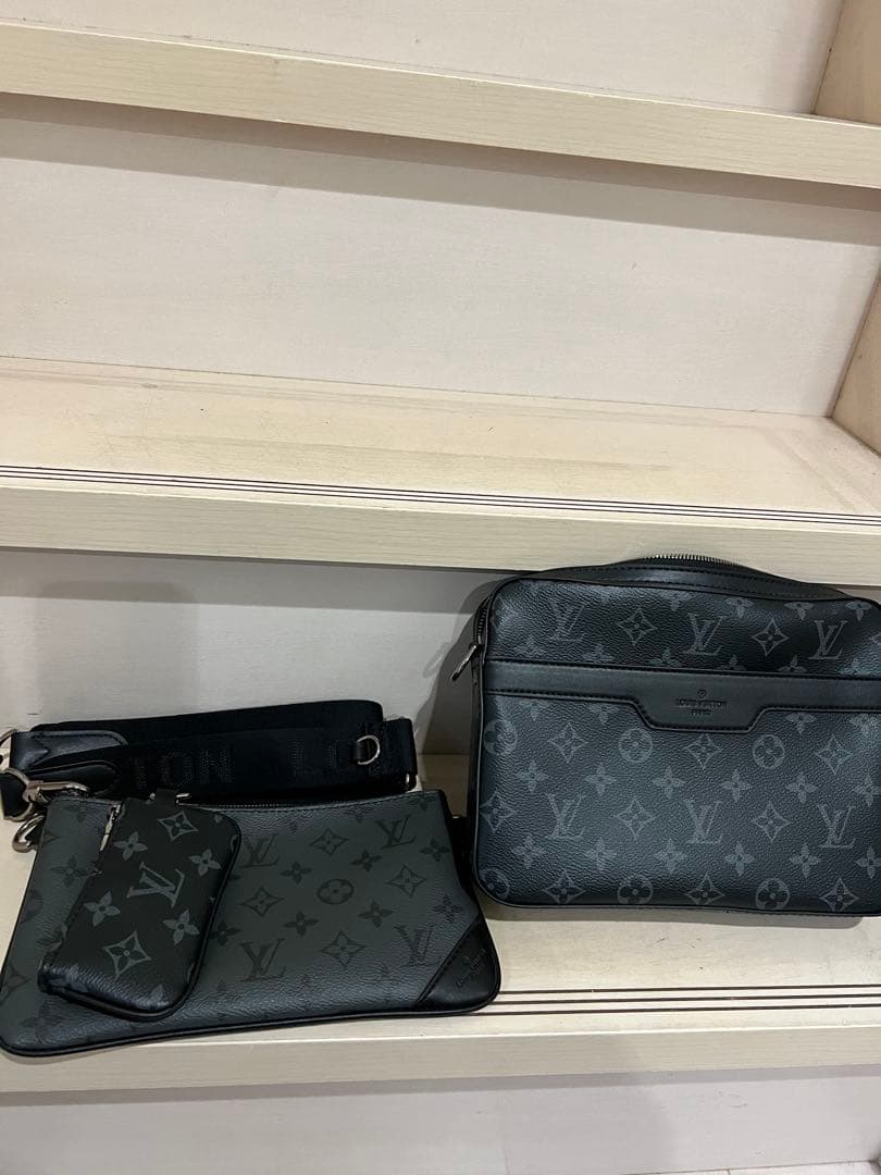LOUIS VUITTON ショルダーバッグ