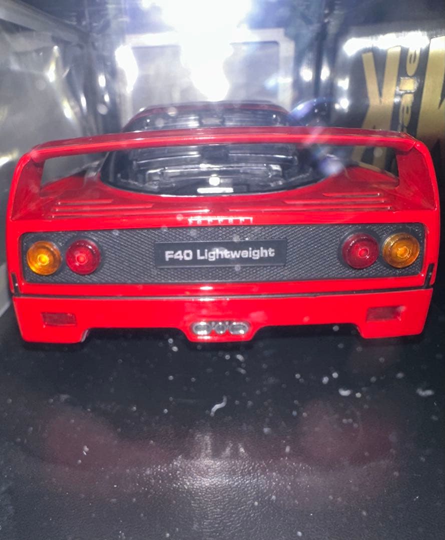 kkスケールフェラーリーF40RED1/18
