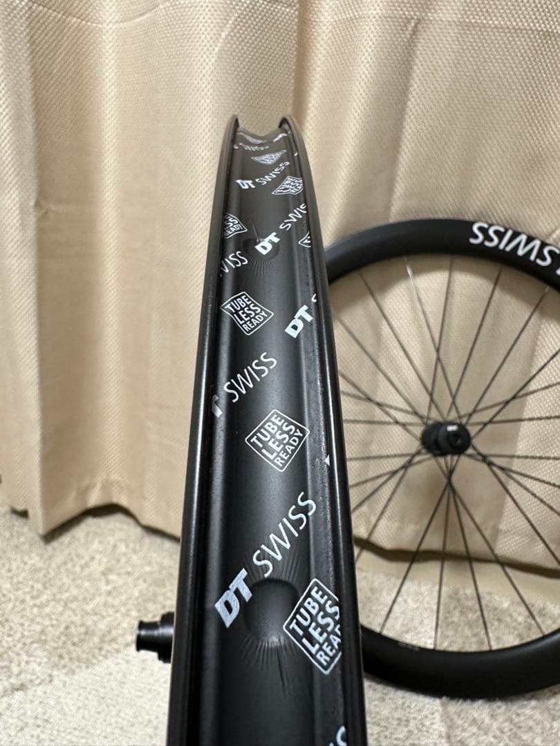 DT Swiss ARC1100 DICUT カーボンホイール 前50 後62