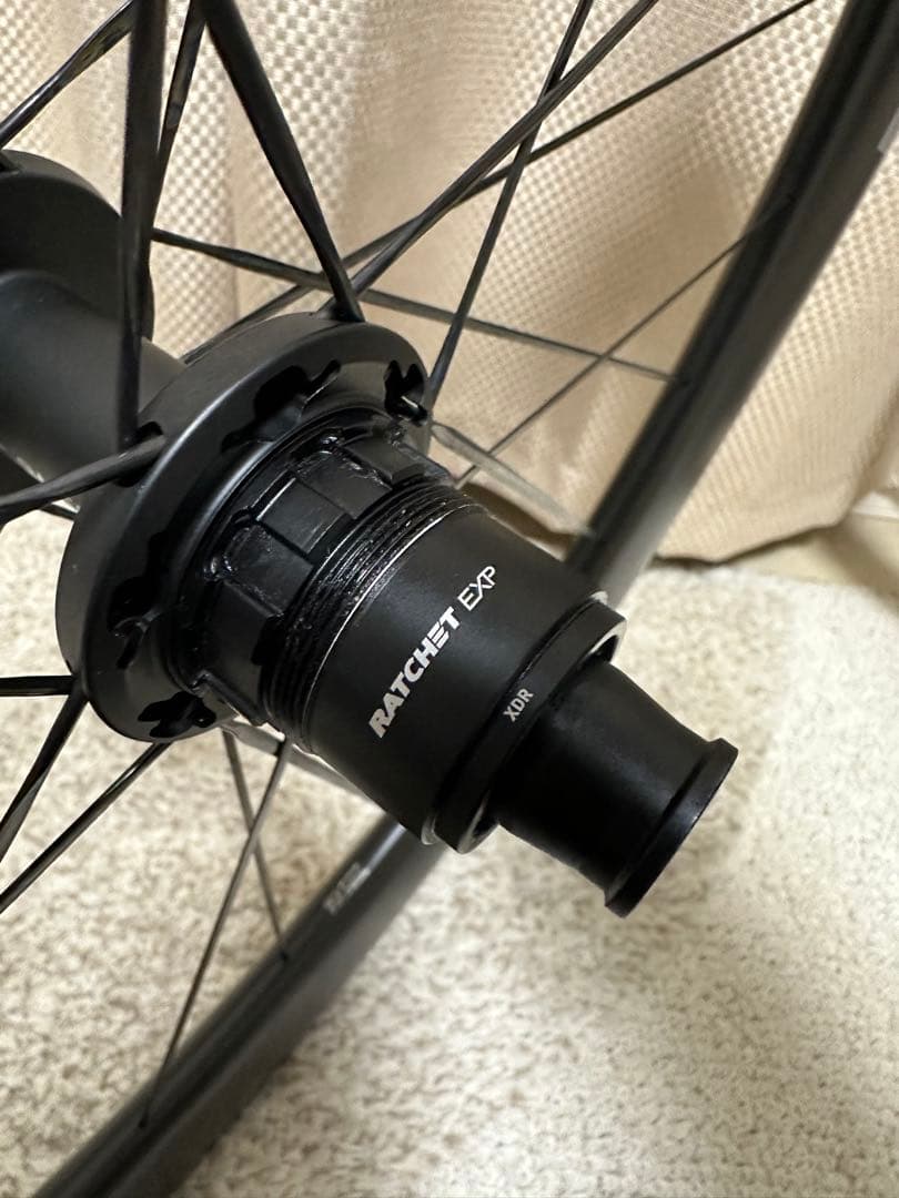 DT Swiss ARC1100 DICUT カーボンホイール 前50 後62