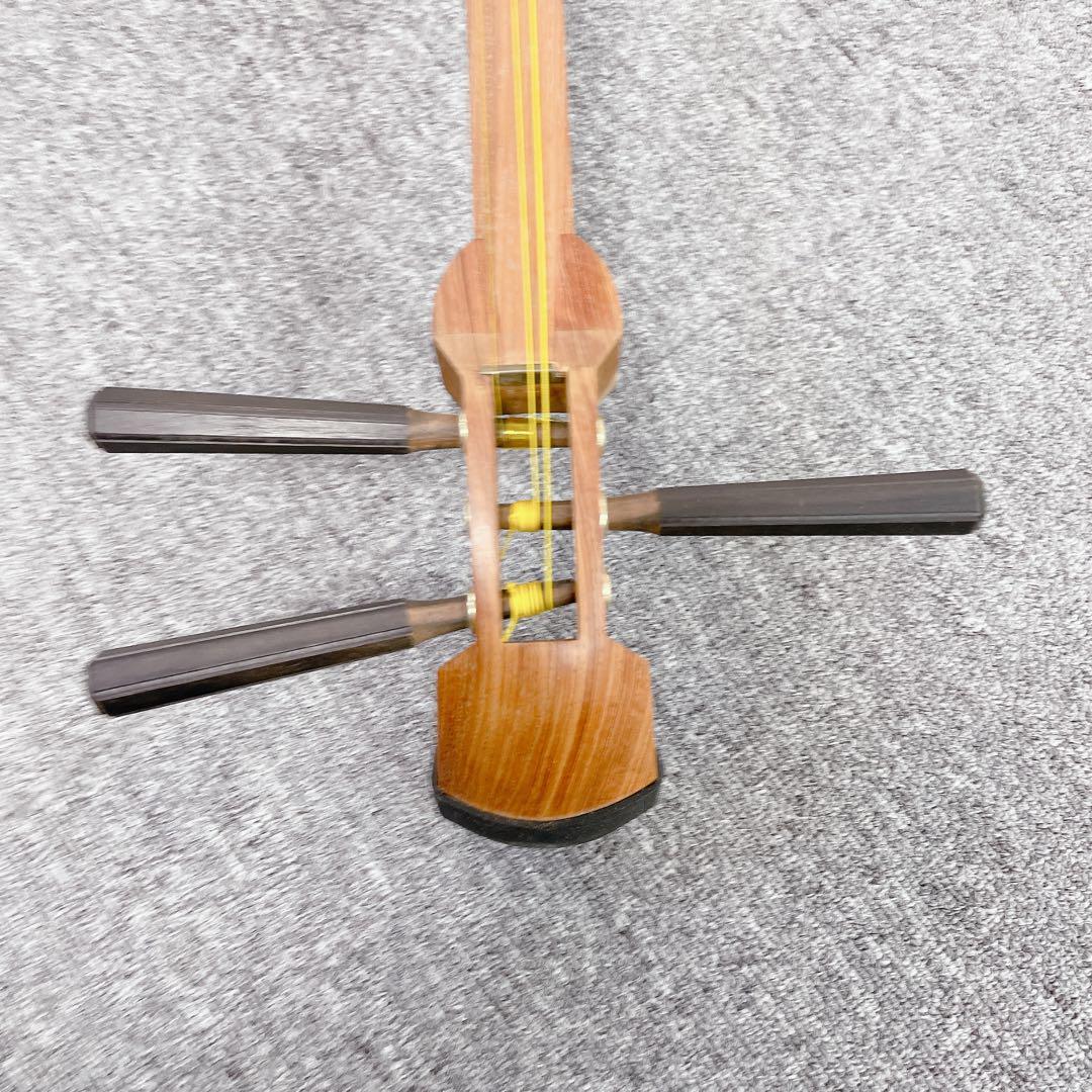 三味線 細棹 １本溝 花梨 丸打胴 和楽器