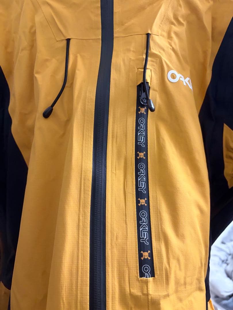 OAKLEY スノボ ウェア 黄色