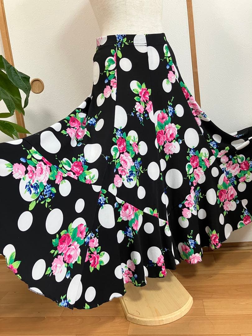 社交ダンストップス　社交ダンススカート レッスンウェア美品M 社交ダンス練習着