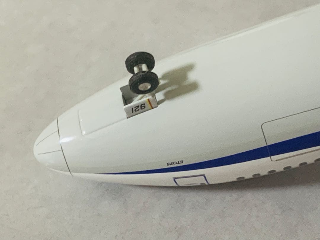 学生様に購入優先権があり‼️ＡＮＡ／Ｂ７８７－９プラスティック樹脂製完成品中古品