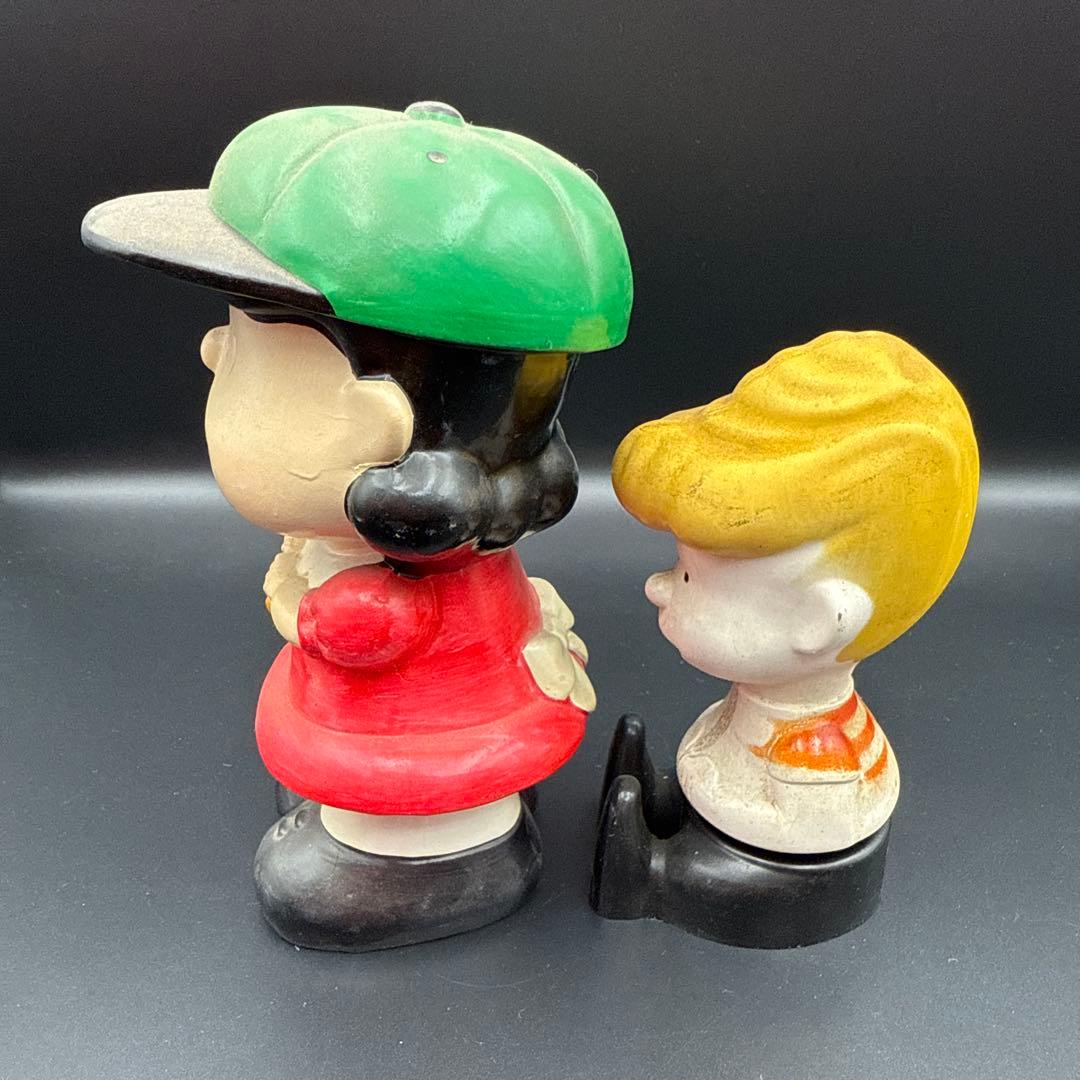 PEANUTS ルーシー＆チャーリーブラウン フィギュアセット スヌーピ仲間