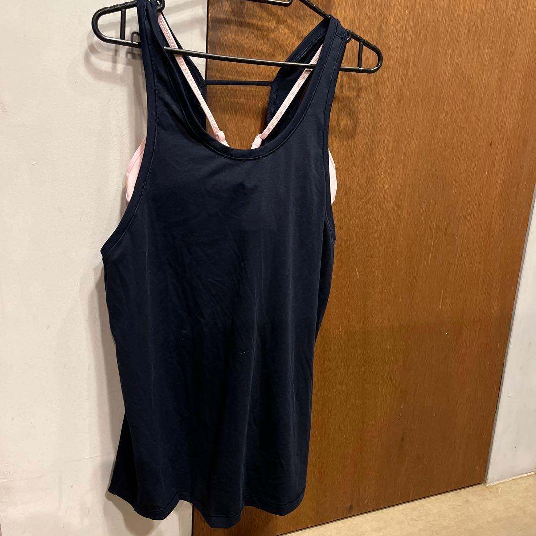 Lululemon ヨガウェア タンクトップとレギンスセット