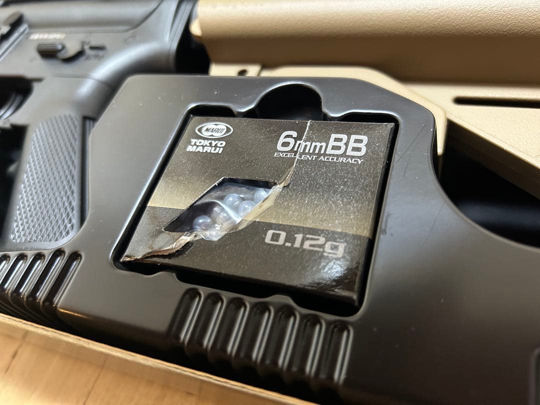 ⚫️24時間発送　弾付属　東京マルイ M4CQB タンカラーモデル