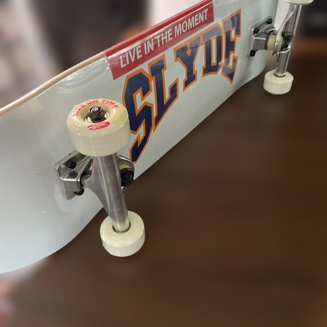 はーちゃん　新品　Slyde スケートボード コンプリート