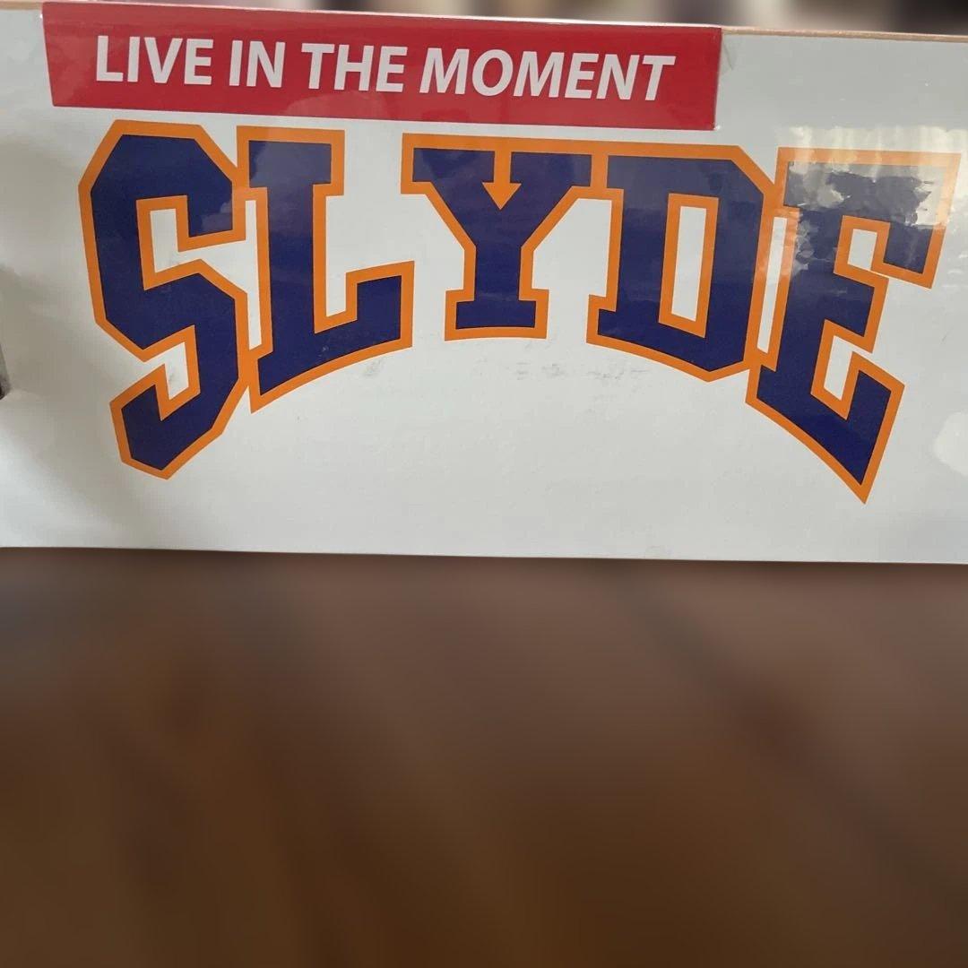 はーちゃん　新品　Slyde スケートボード コンプリート