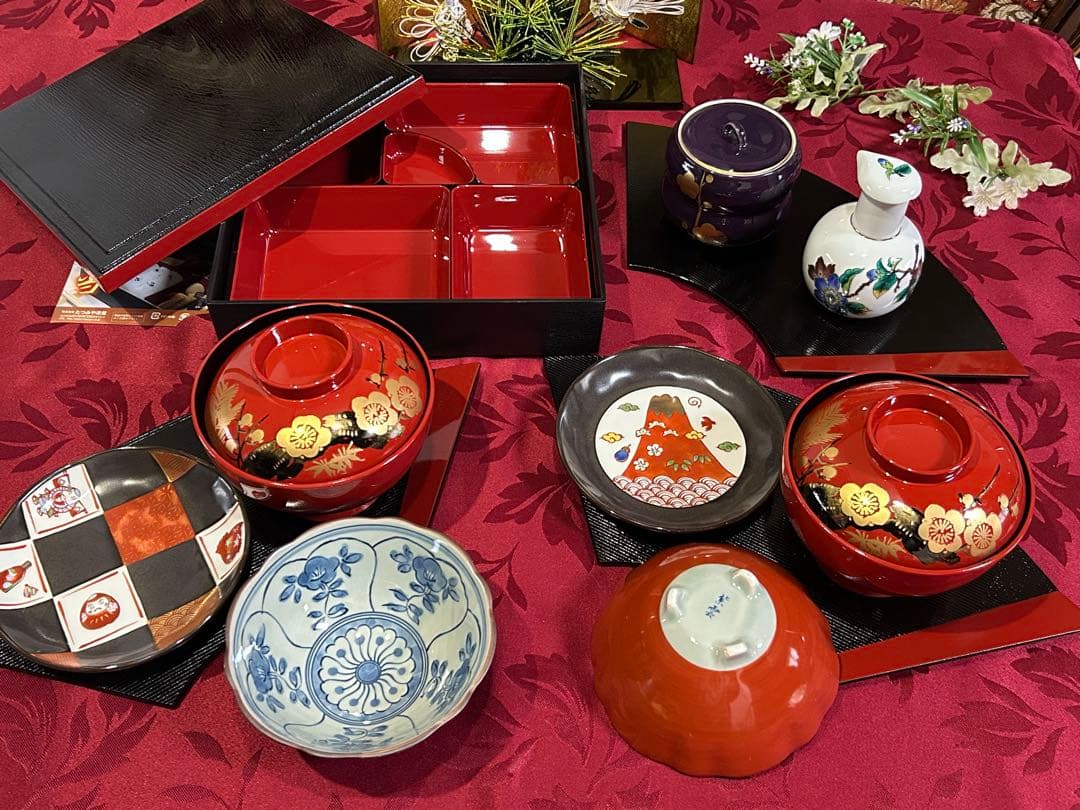 お二人様　お正月セット　松花堂弁当箱　雑煮椀　扇盆　九谷焼醤油差しなど　未使用