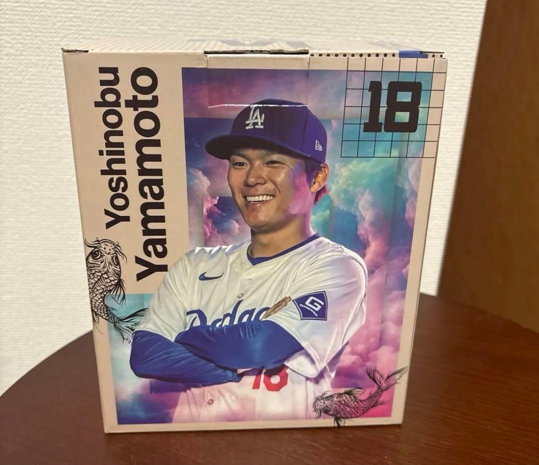 山本由伸 ボブルヘッド ドジャース フィギュア