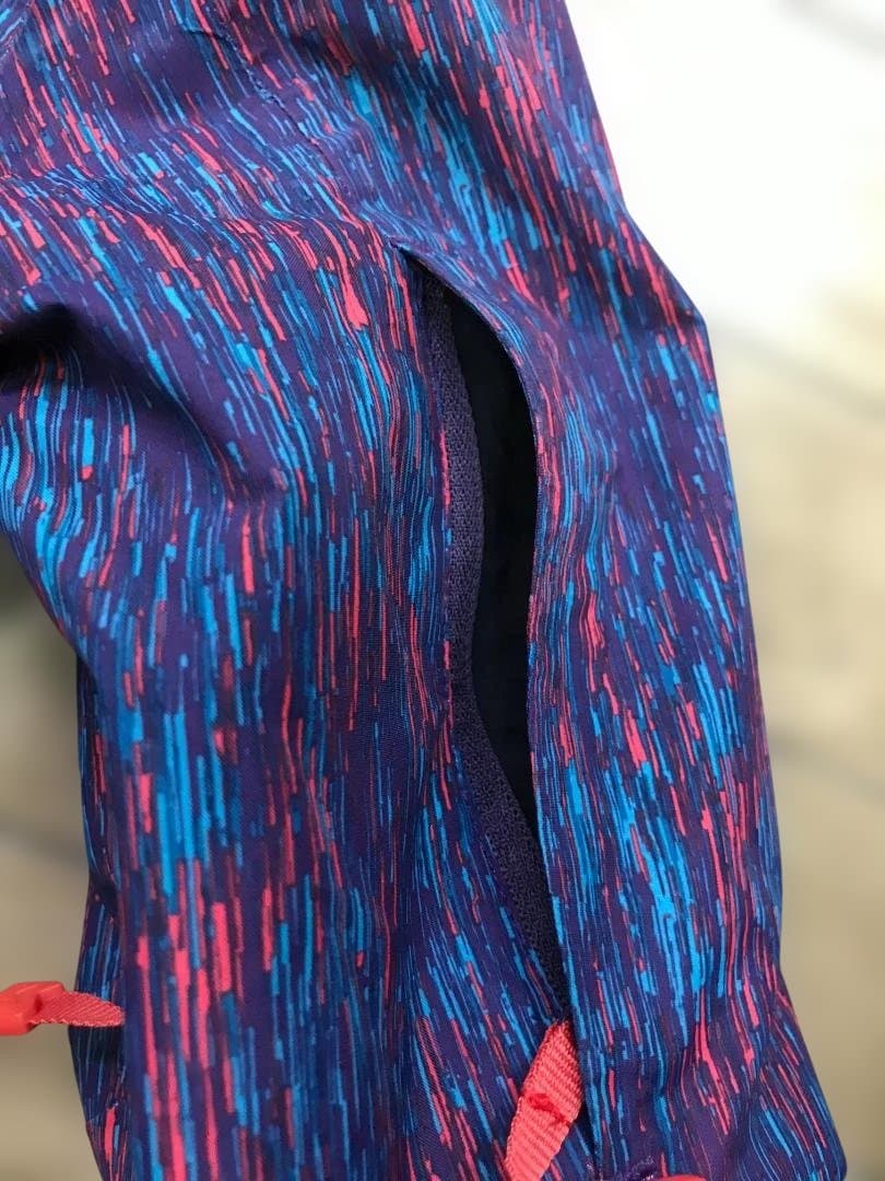 MILLET レディース中綿入りストレッチウエア上下セット上/Ｌ下/Ｍ 美品