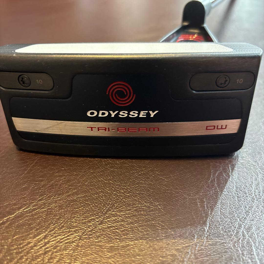ODYSSEY オデッセイ TRI-BEAM DW パター