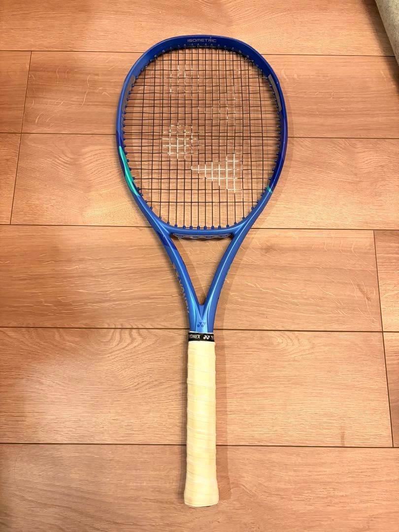 YONEX EZONE 98 ※レザーグリップに変更済み