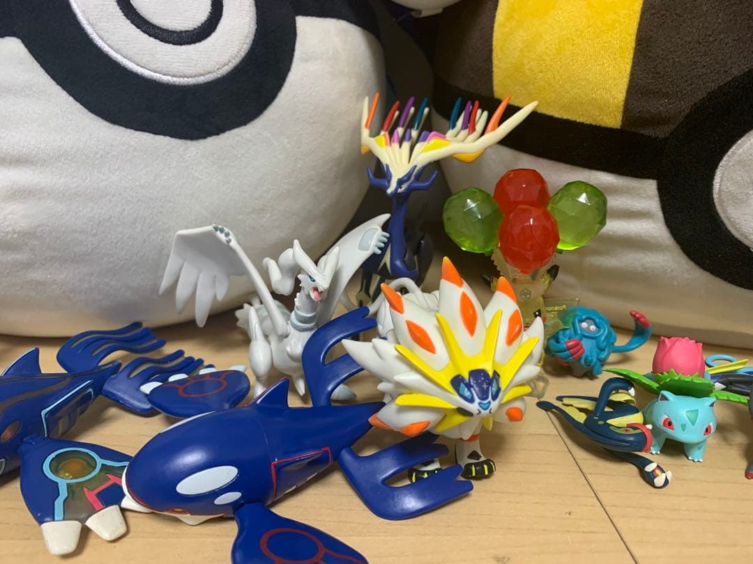 ポケモン、ぬいぐるみ、フィギュア、レックウザ、テラパゴス、モンコレ、ピカチュウ