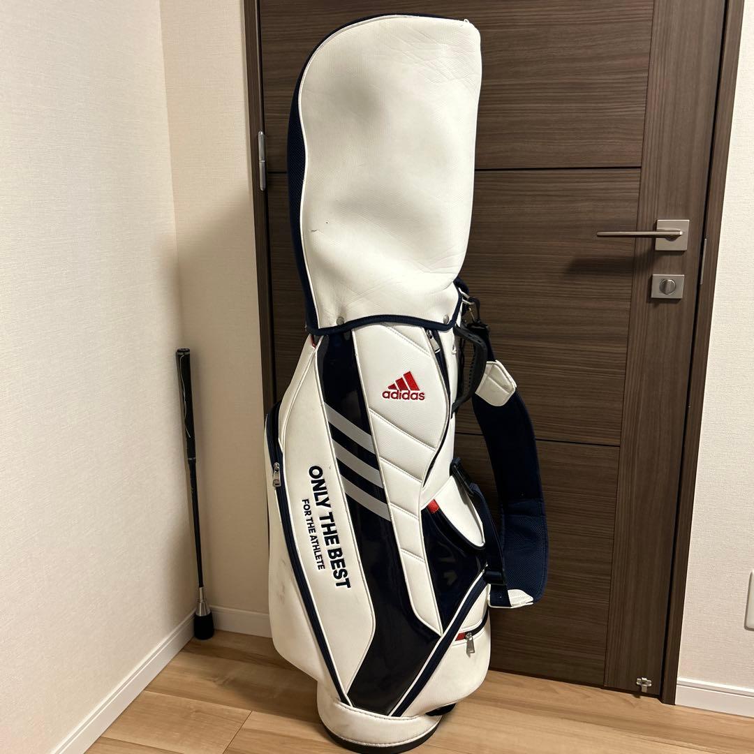 アディダス キャディバッグ 軽量2.9kg AWU38