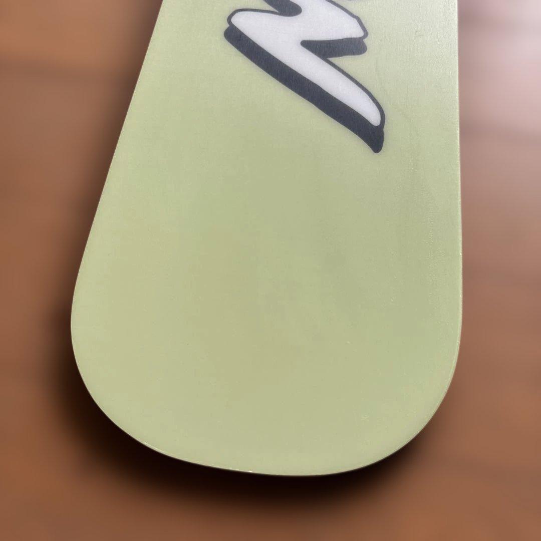 希少　burton バートン　雪板　スノートイ　キッズ