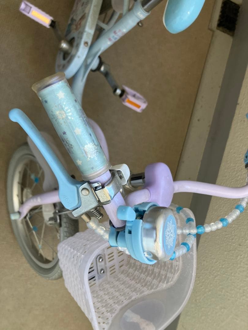 極上品　新品28000円　アナと雪の女王　幼児用自転車