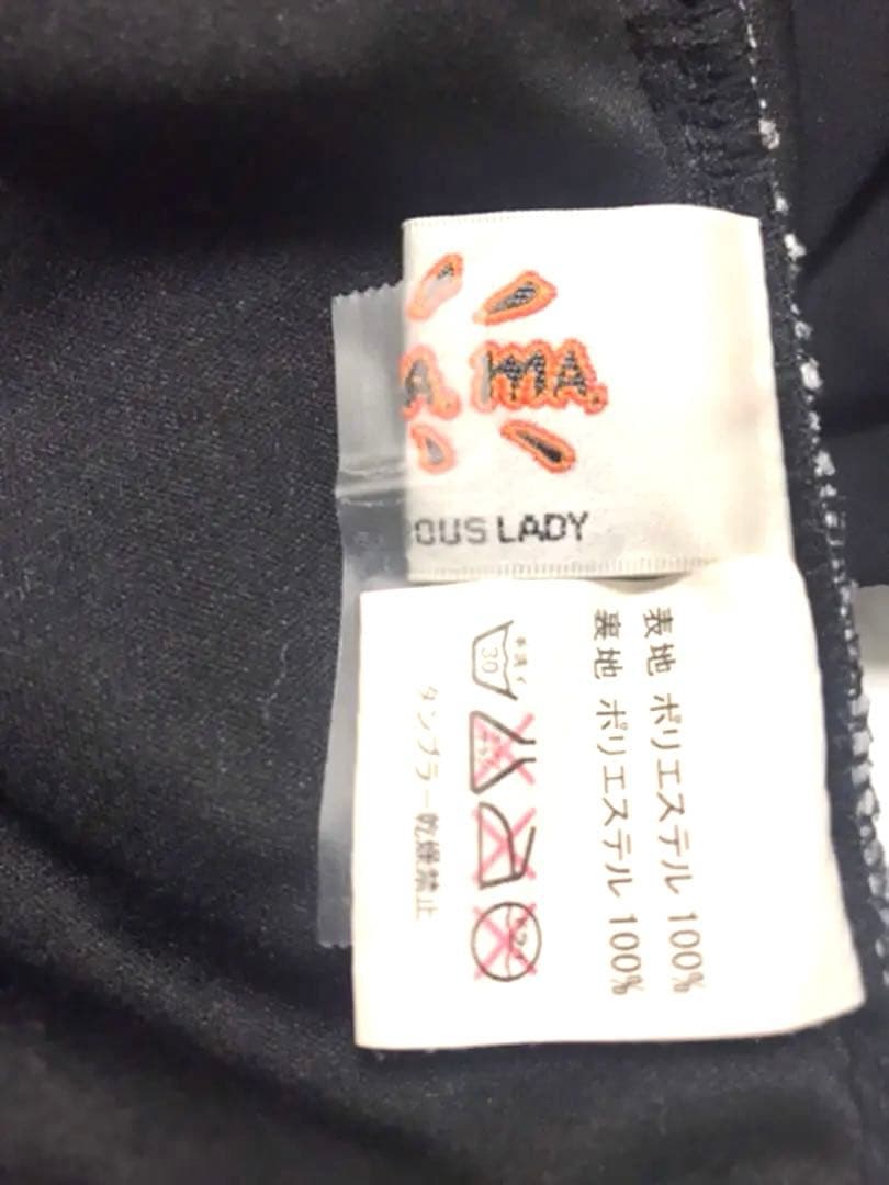 新品！女性らしいボディーラインがしっかりでるロングドレス　リボン紐でアレンジを！