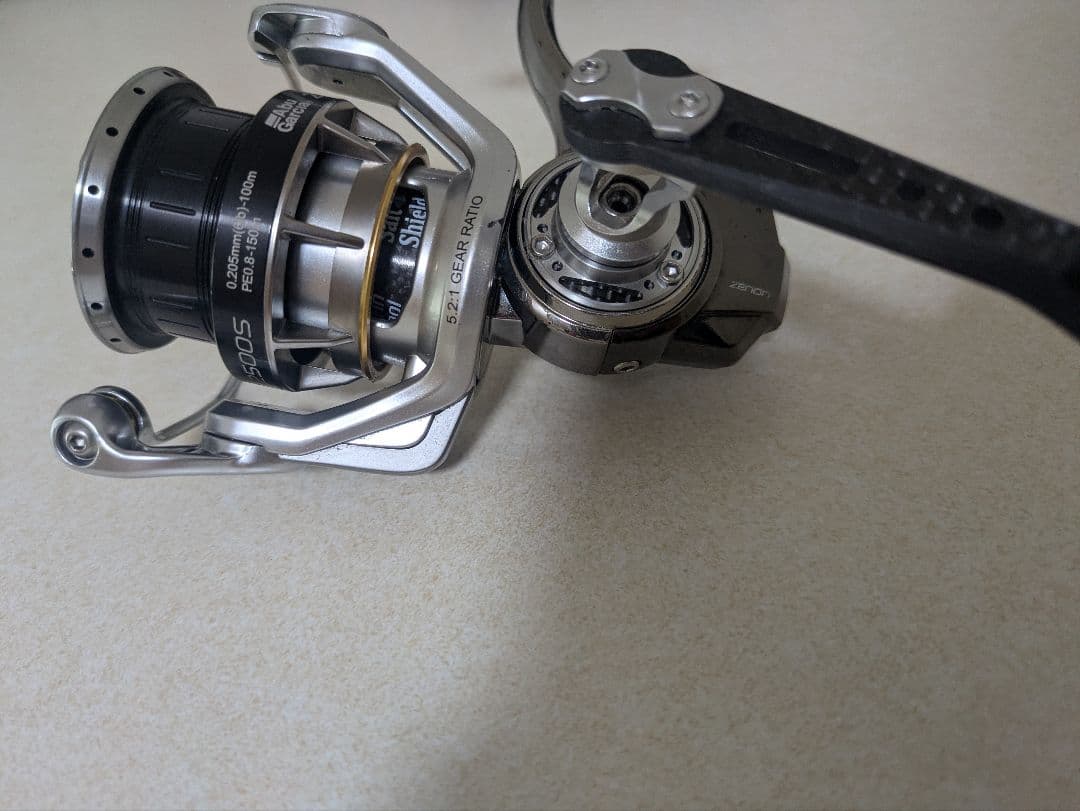 アブガルシア ZENON 2500S スピニングリール 美品 淡水使用 バス釣り
