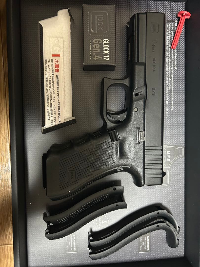 グロック17 gen4 マガジン3個 ドットサイト付き 東京マルイ製