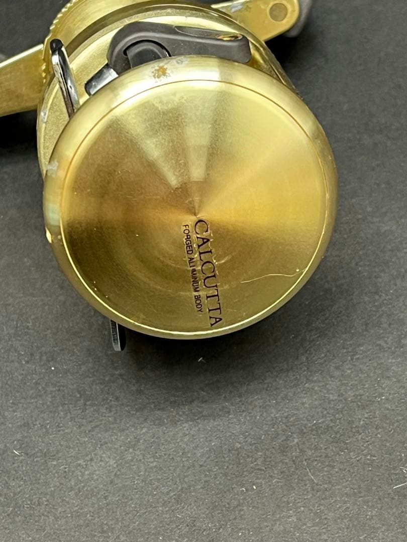 シマノ　カルカッタチヌ1000 右巻き