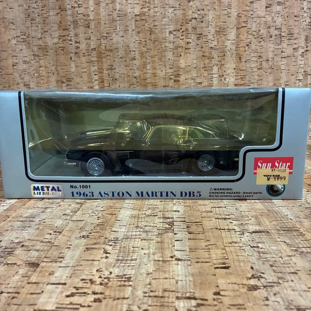 SunStar 1963 Aston Martin DB5 1:18 ミニカー