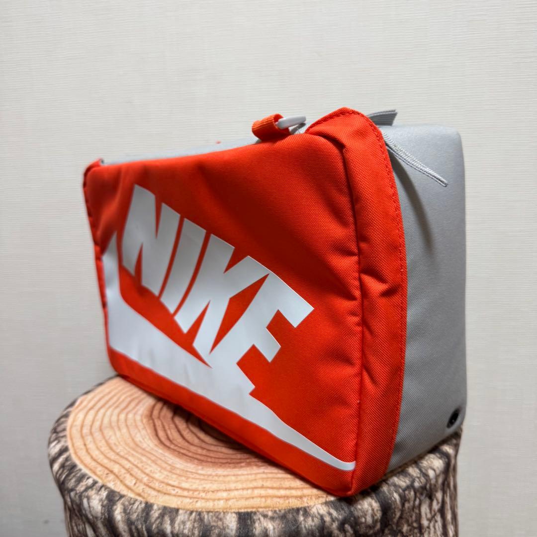 近推し 新同ナイキNIKE DA7337-869シューズバッグ
