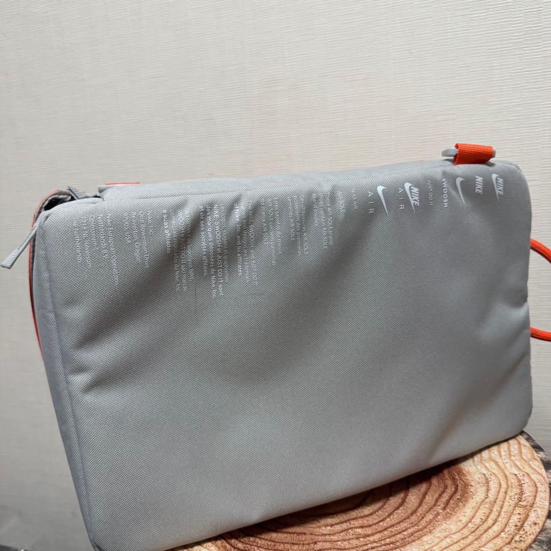 近推し 新同ナイキNIKE DA7337-869シューズバッグ