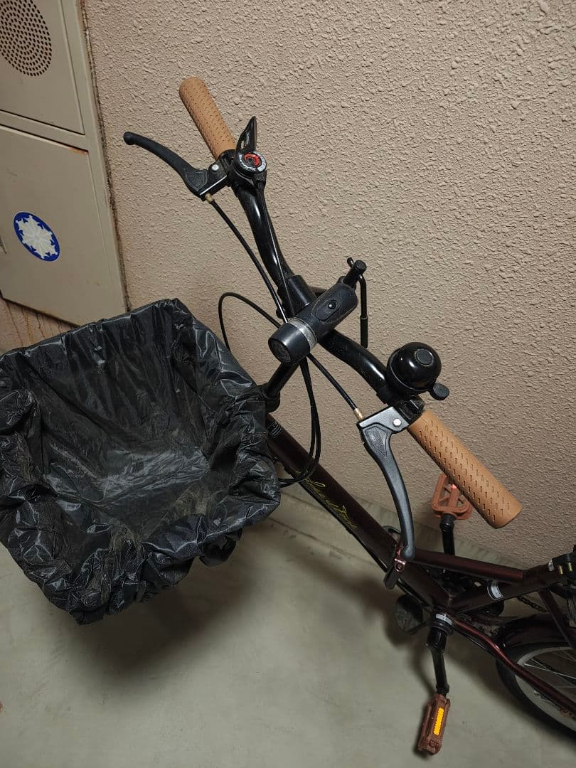 ギア付き折りたたみ自転車　ダークグリーン