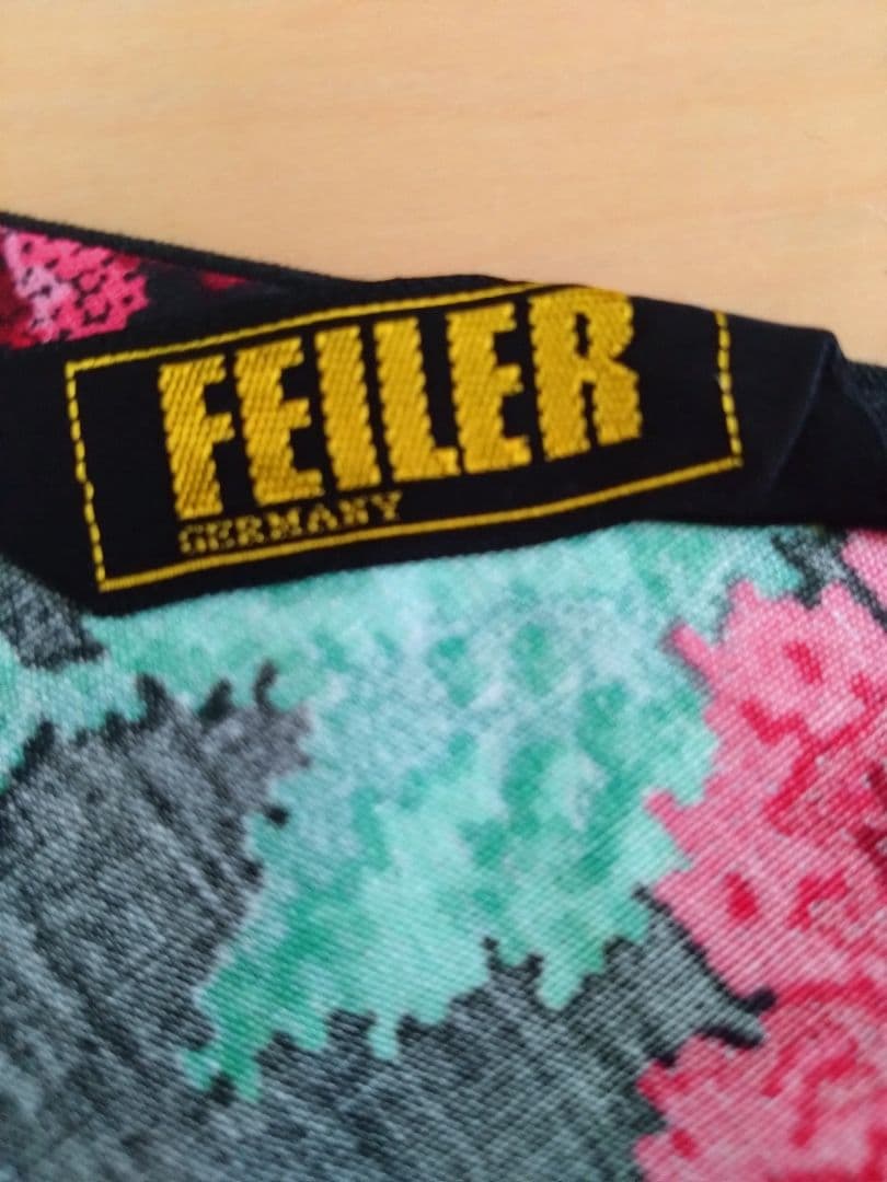 FEILER フェイラー エプロン ブラック 花柄
