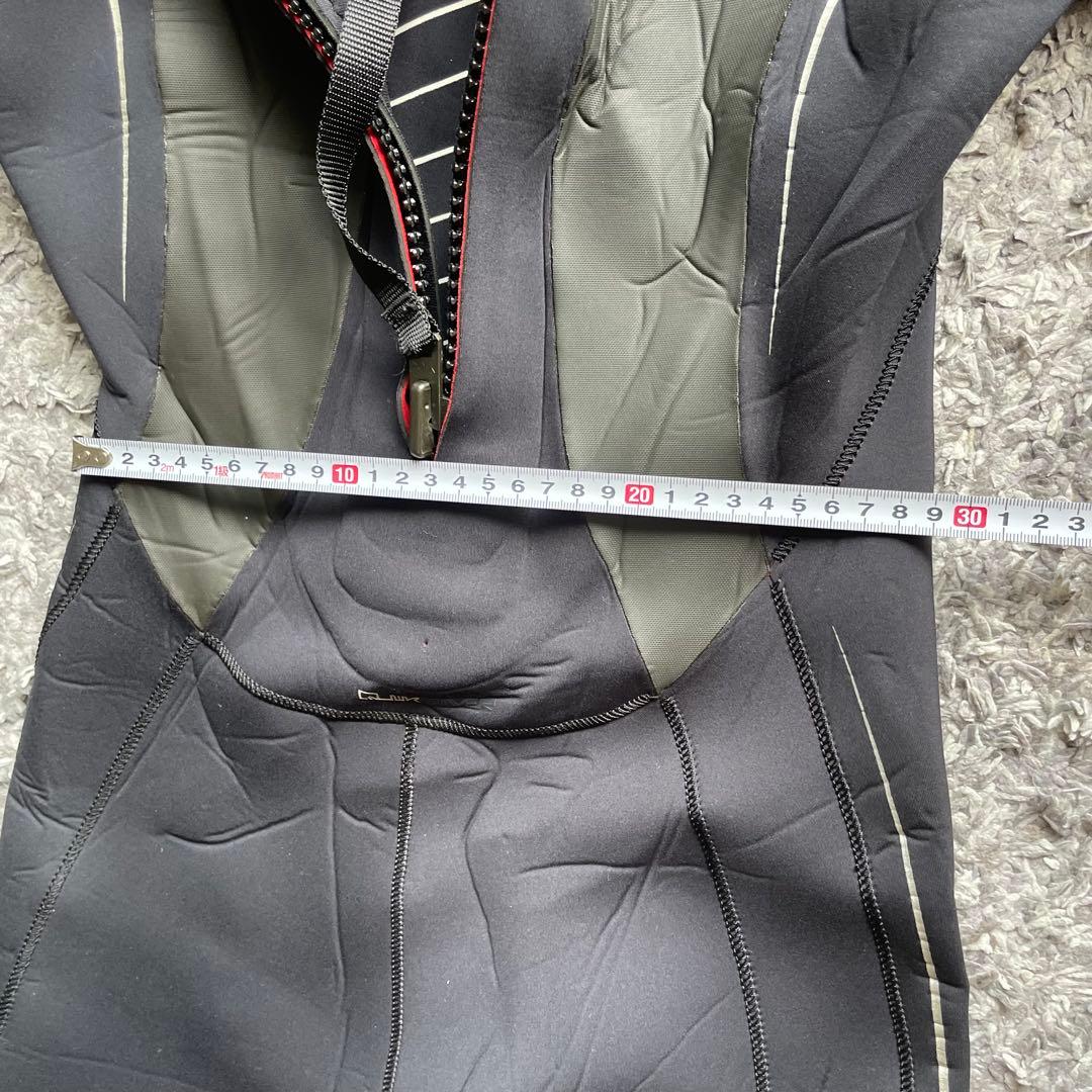 クイックシルバー ウェットスーツ　メンズ　ブラックM ストレッチ　3.2mm