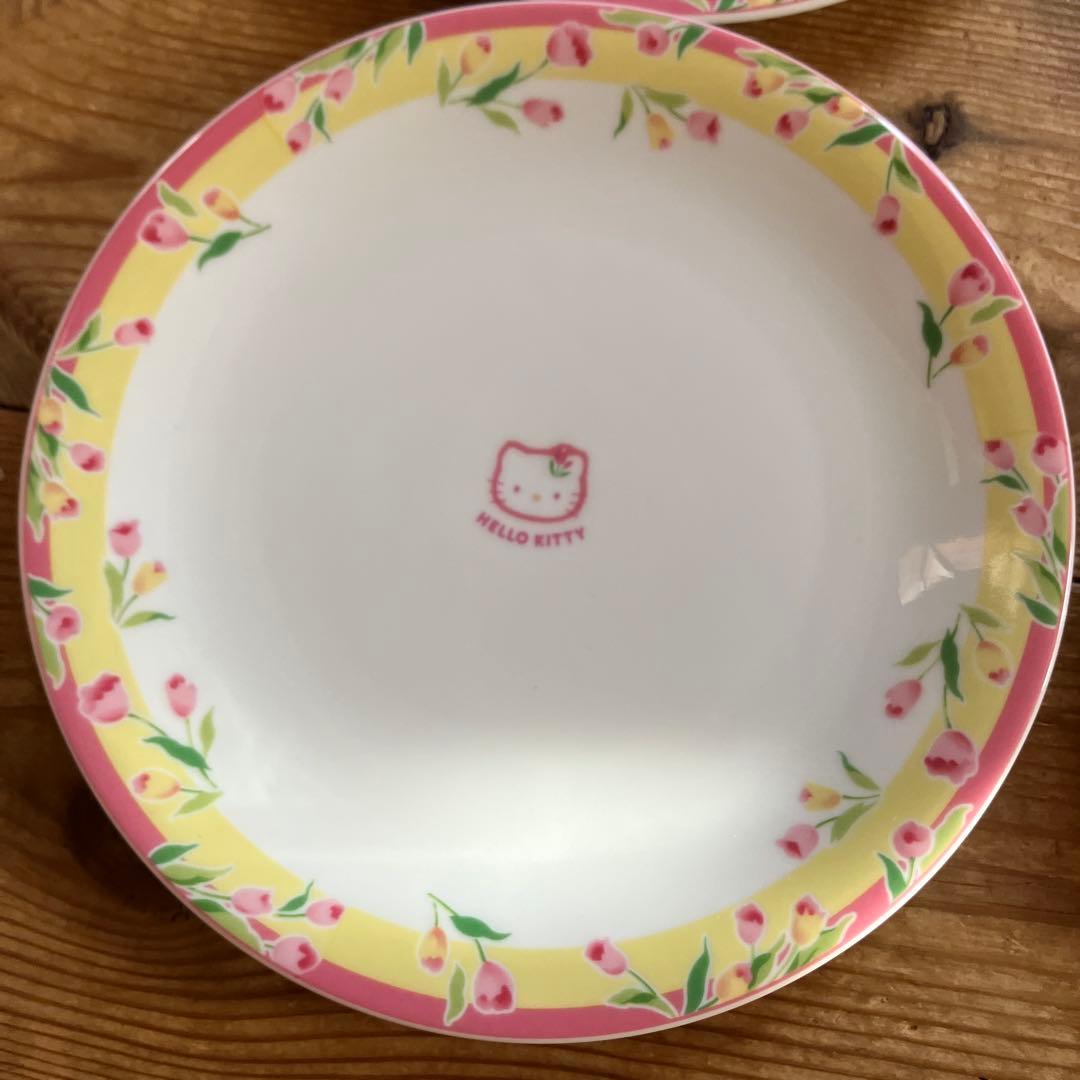 HELLO KITTY 食器セット 花柄