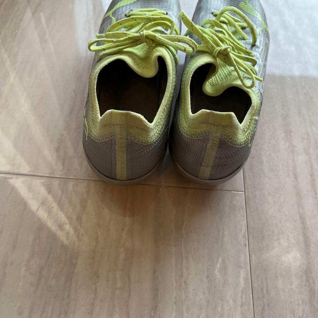 PUMA ウルトラ　スパイク　22.5