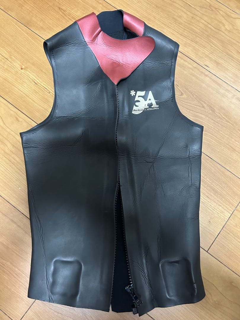 トライアスロン　ウェットスーツ　Mサイズ