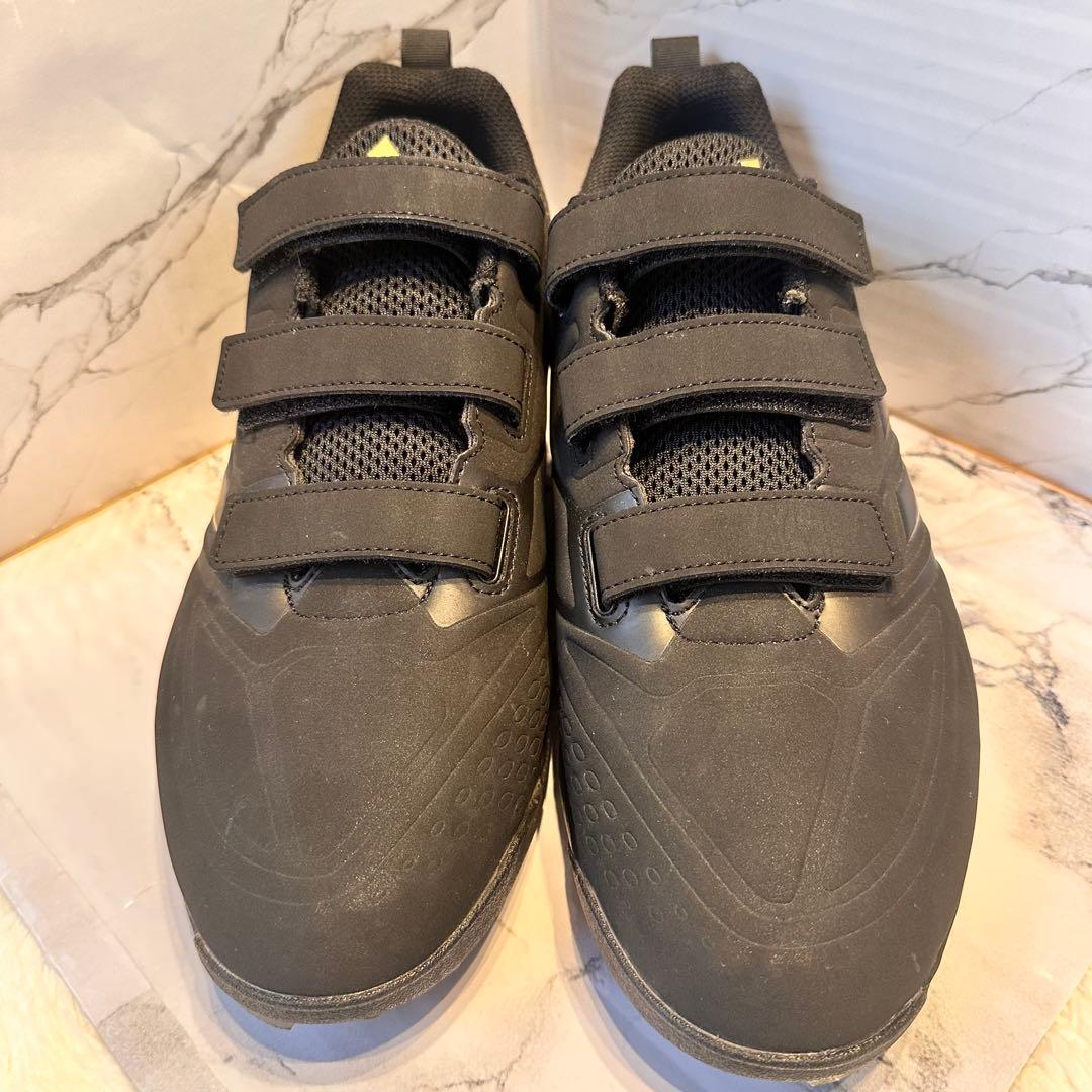 【美品】adidas y2kトレーニングシューズ 27.5㎝　スニーカー 黒