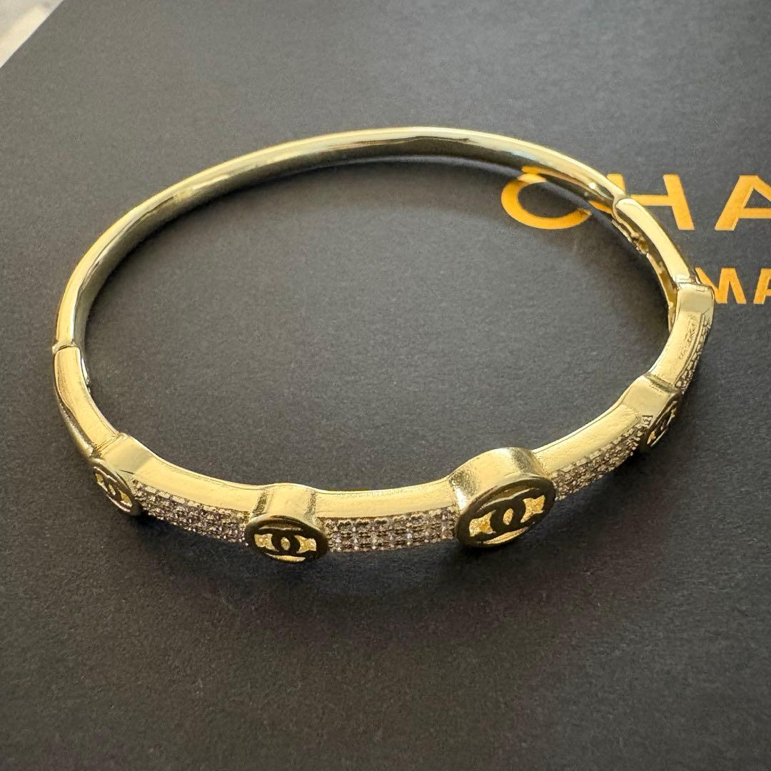 [新品]CHANELシャネル　バングル　ブレスレット　ノベルティ　　2本セット