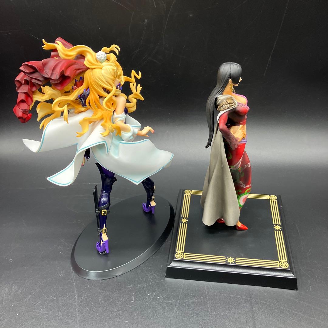 ワンピース　ONE PIECE 大量　フィギュア　劇場版マクロス　ハンコック