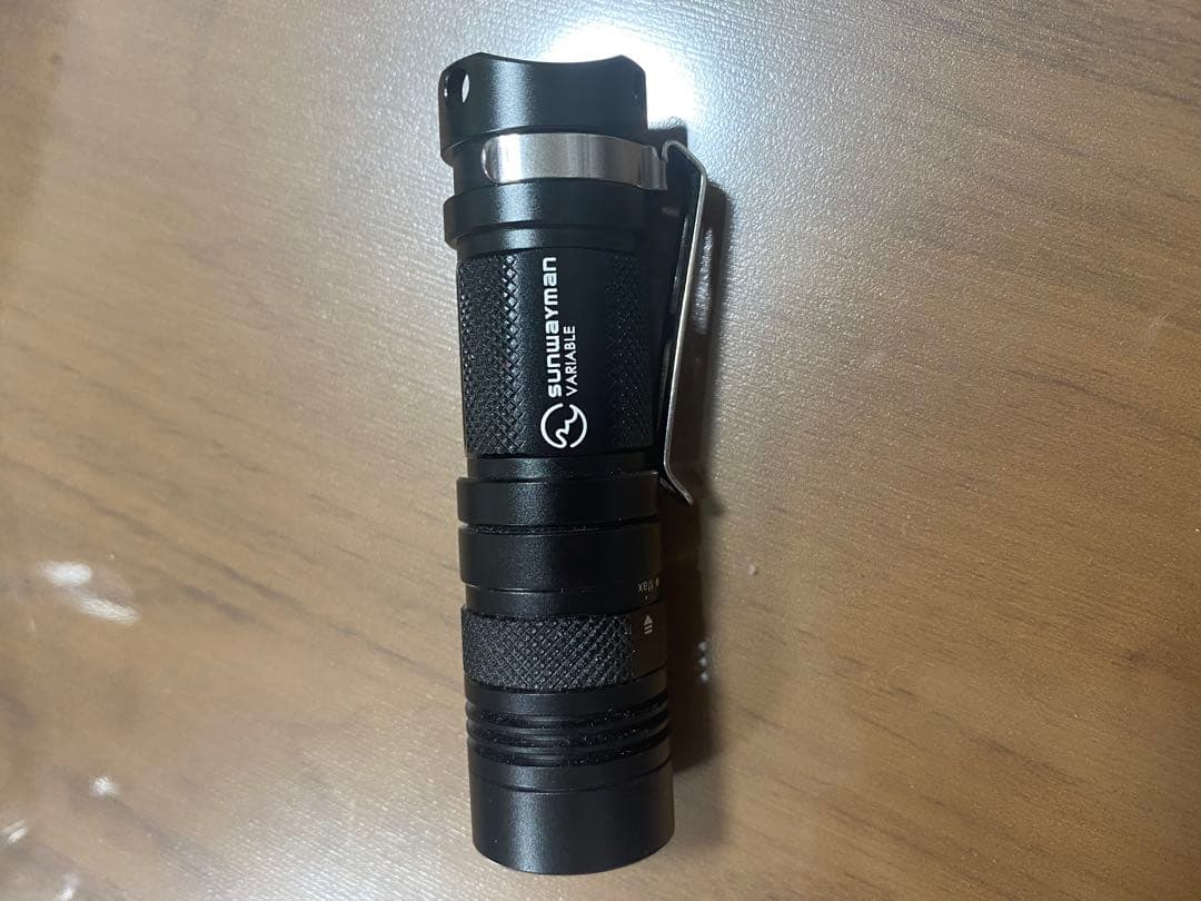 sunwayman V11R タクティカルフラッシュライト 新品